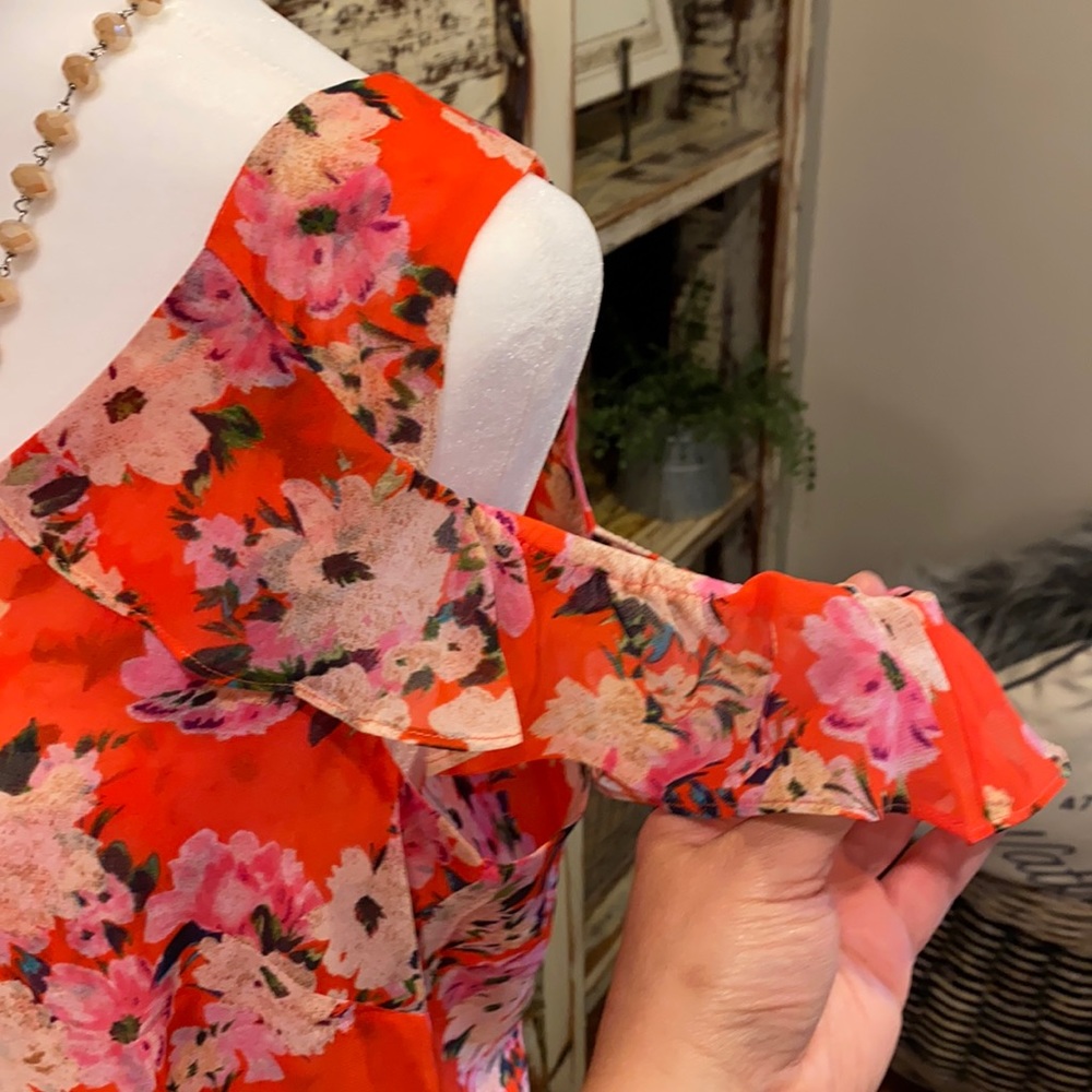 Cabi Floral Blouse - Sz. Medium -Orange -Pre-owned - Picture 4 of 9
